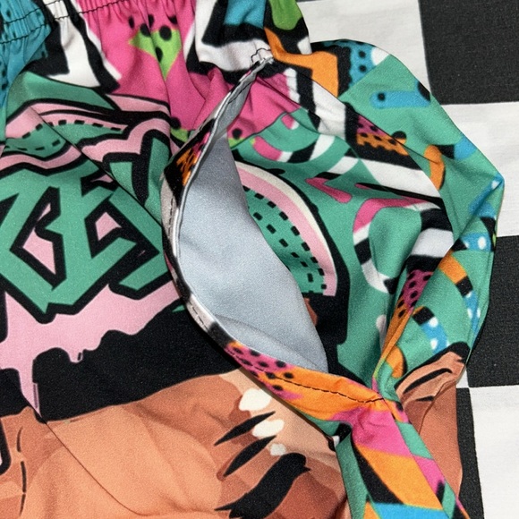 Fresh Prince shorts size small - Picture 4 of 8